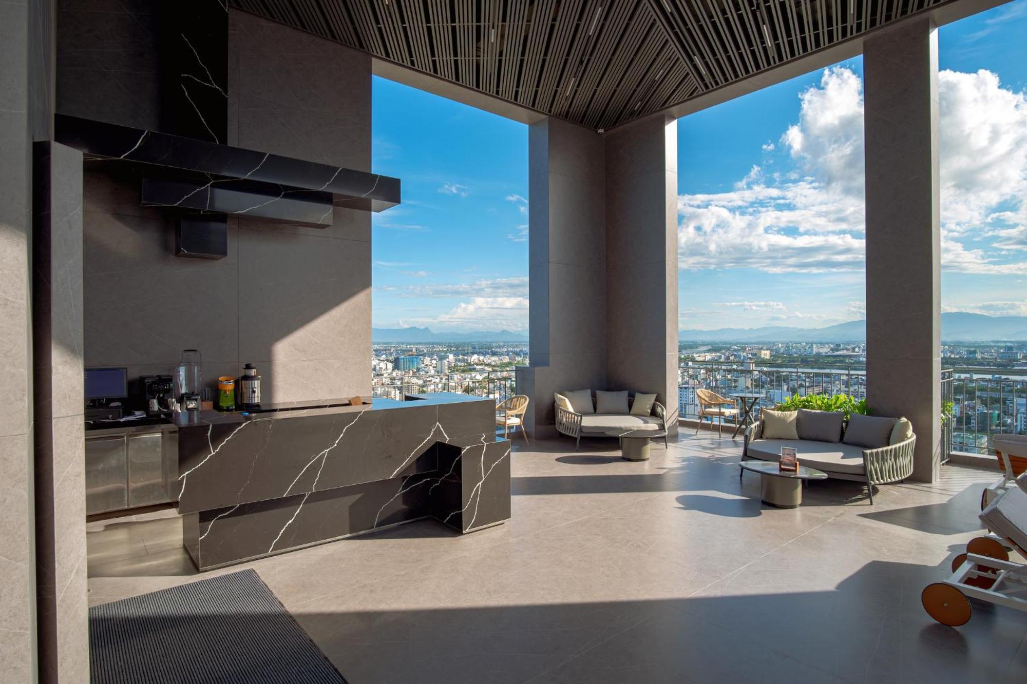 M Hotel Danang Exterior foto The Sky Garden
